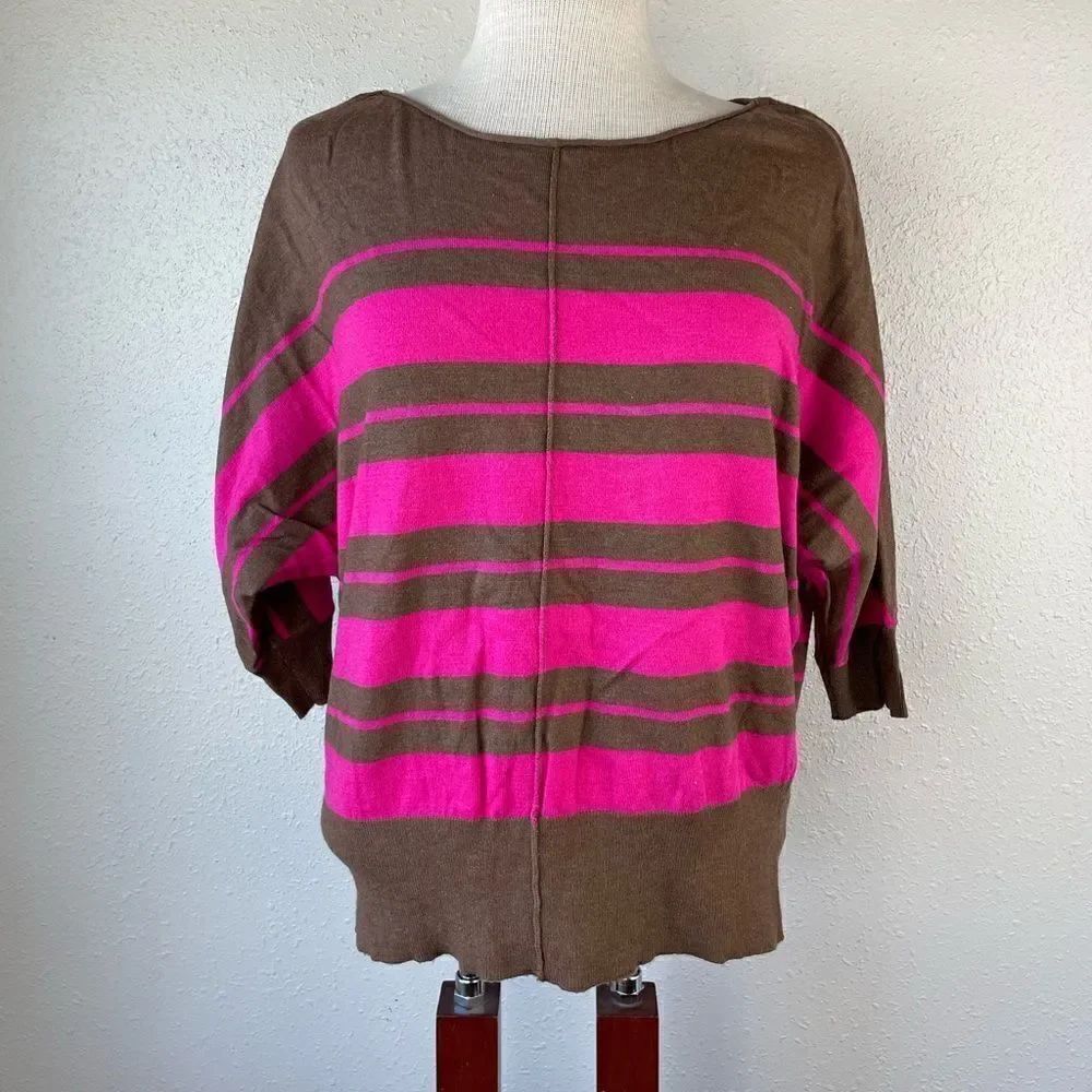 JCP Three Quarter Sleeve Top Size M EUC